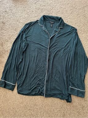 Nordstrom Dark Green Men's Pajama Top with White Piping